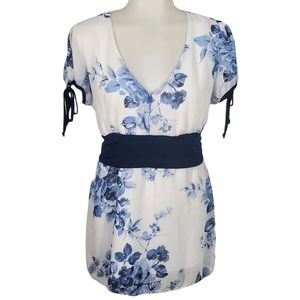 TAILOR B.MOSS Floral Blue and White Flowy Blouse